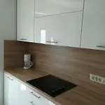Ana פורת